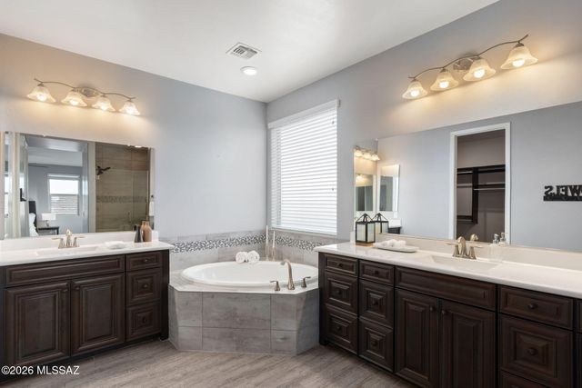 2340 W Virgo Street, Oro Valley, AZ 85742