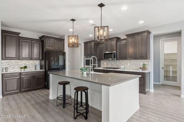 2340 W Virgo Street, Oro Valley, AZ 85742