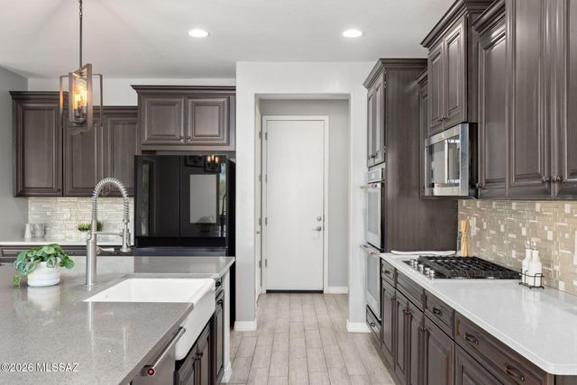 2340 W Virgo Street, Oro Valley, AZ 85742