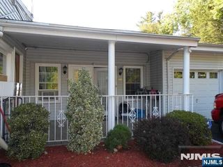 99 Forest Avenue, Paramus, NJ 07652