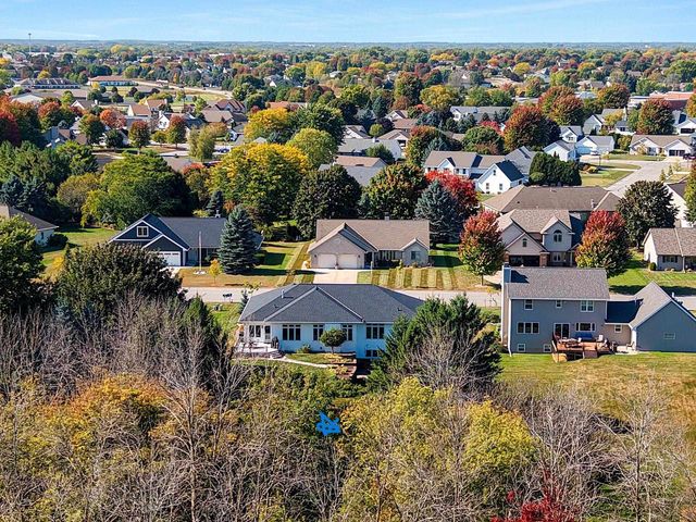 2087 SWANSTONE CIRCLE, De Pere, WI 54115