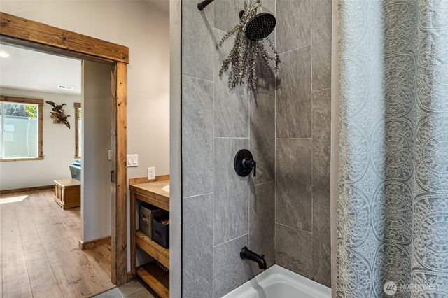 91 Twin Lakes Road, Cle Elum, WA 98922