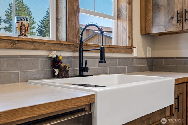 91 Twin Lakes Road, Cle Elum, WA 98922