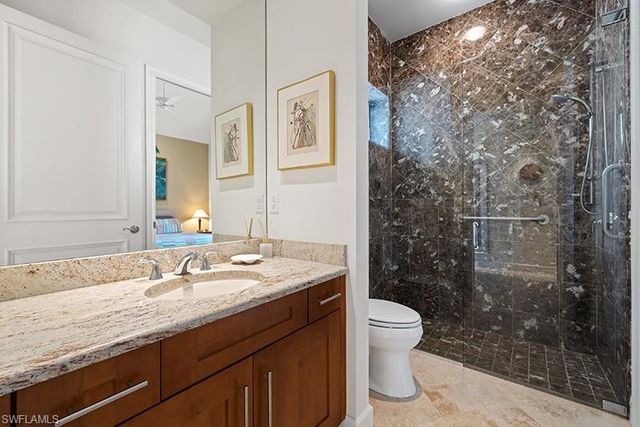 433 Crestwood LN, Naples, FL 34113