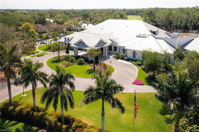 433 Crestwood LN, Naples, FL 34113