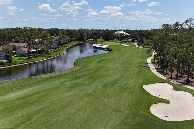 433 Crestwood LN, Naples, FL 34113