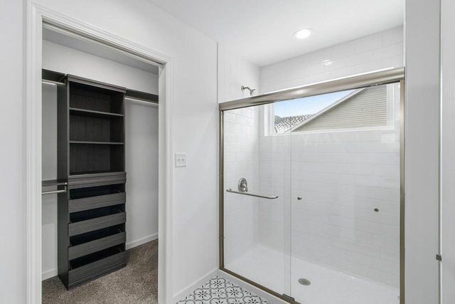 692 N Main Street, Fall River, WI 53932