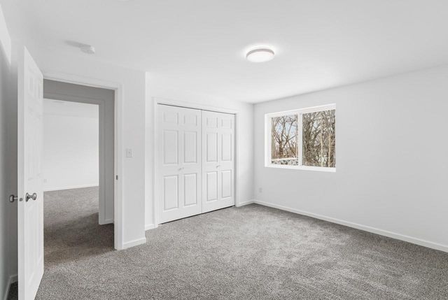 692 N Main Street, Fall River, WI 53932