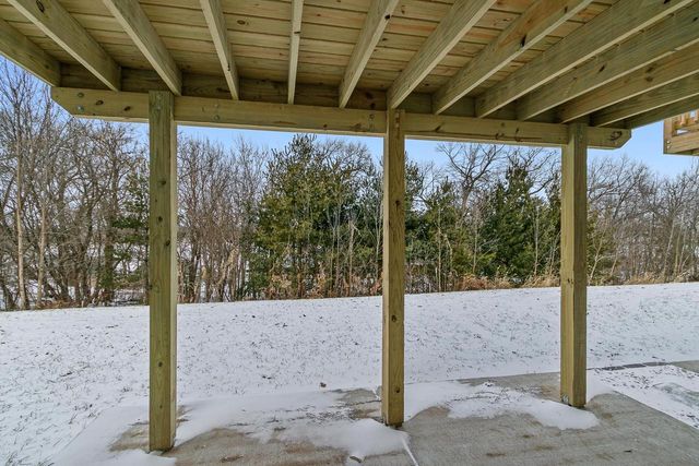 692 N Main Street, Fall River, WI 53932