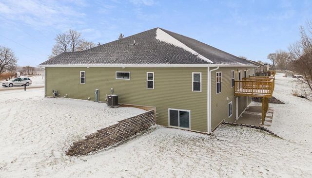 692 N Main Street, Fall River, WI 53932