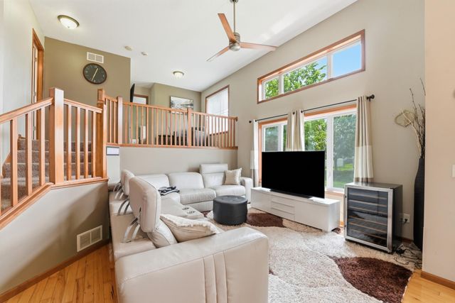 182 Ardennes Avenue NE, Shakopee, MN 55379
