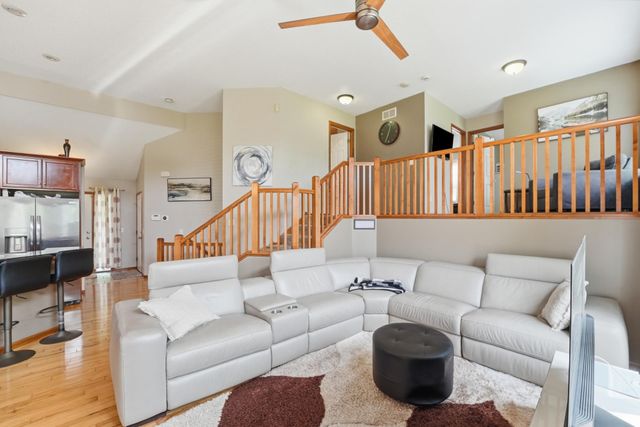 182 Ardennes Avenue NE, Shakopee, MN 55379