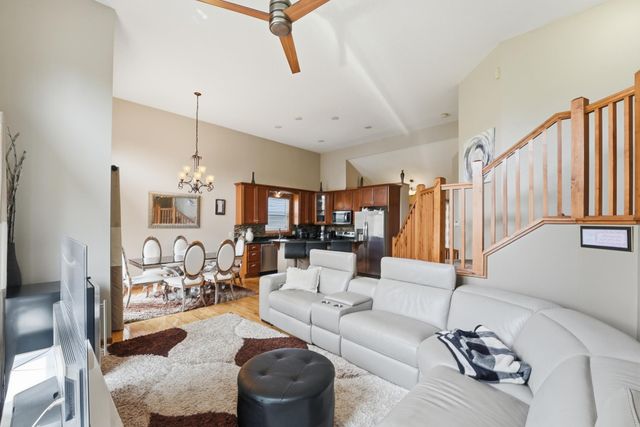 182 Ardennes Avenue NE, Shakopee, MN 55379