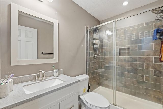 182 Ardennes Avenue NE, Shakopee, MN 55379