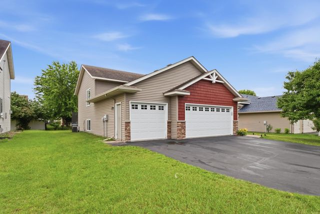 182 Ardennes Avenue NE, Shakopee, MN 55379