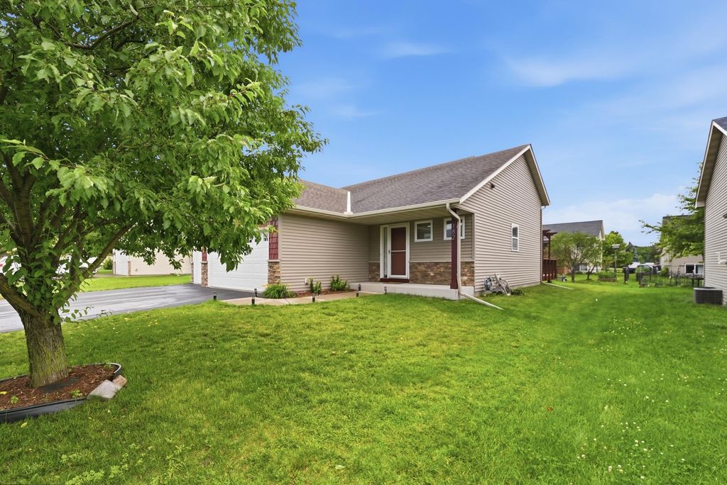 182 Ardennes Avenue NE, Shakopee, MN 55379 — photo 3