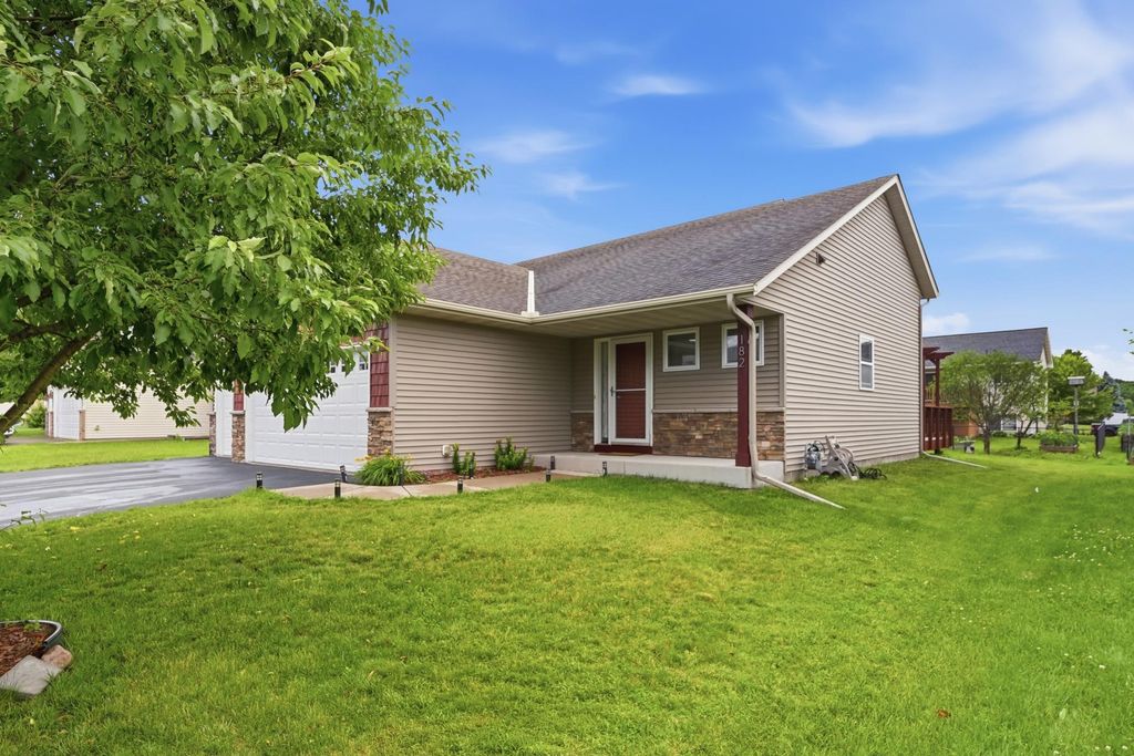 182 Ardennes Avenue NE, Shakopee, MN 55379 — photo 4