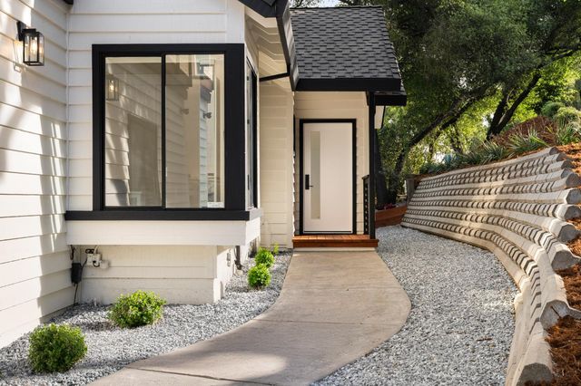 3619 Montclair Rd, Cameron Park, CA 95682