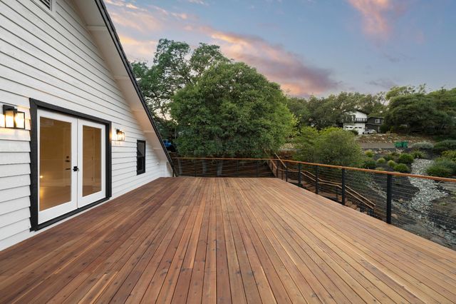 3619 Montclair Rd, Cameron Park, CA 95682