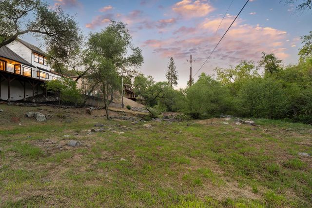 3619 Montclair Rd, Cameron Park, CA 95682