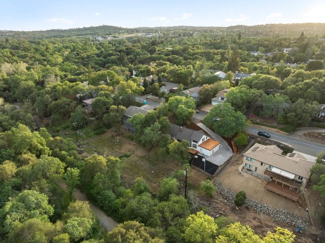 3619 Montclair Rd, Cameron Park, CA 95682