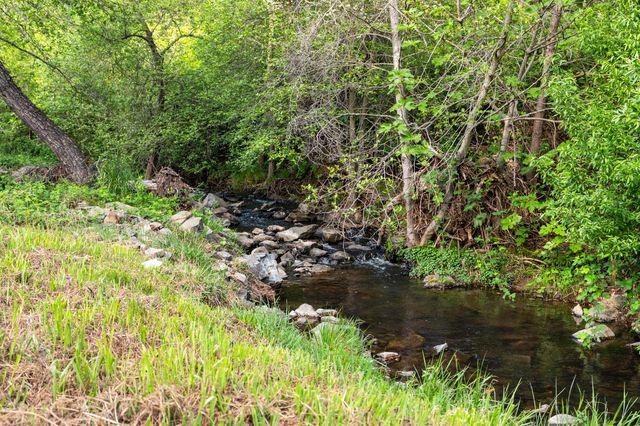 3619 Montclair Rd, Cameron Park, CA 95682