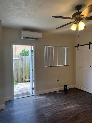 2721 N 72nd Terrace Studio, Hollywood, FL 33024