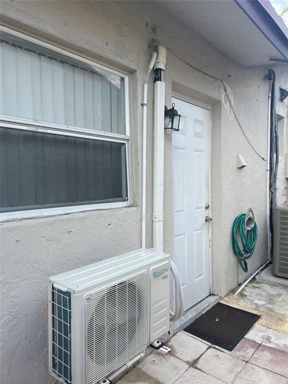 2721 N 72nd Terrace Studio, Hollywood, FL 33024