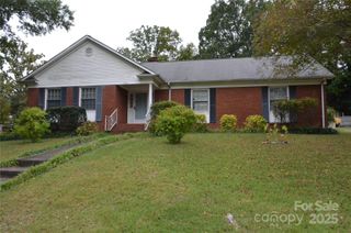 3401 Aspendale Lane, Charlotte, NC 28212