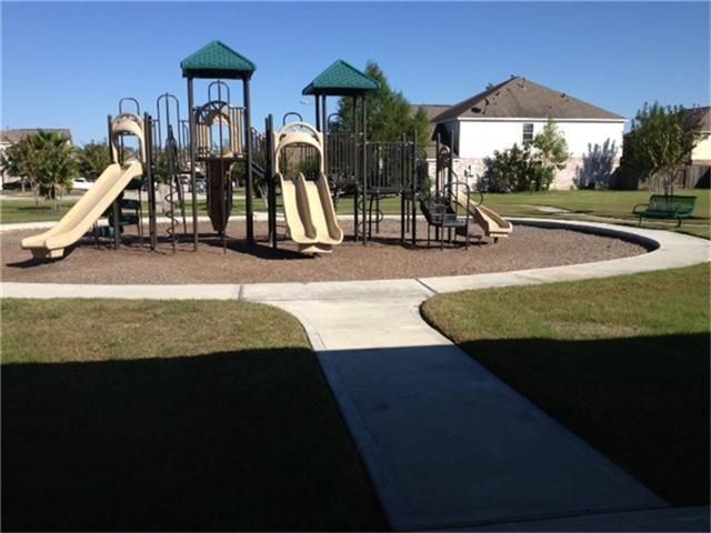 6611 Early Fall Drive, Humble, TX 77338