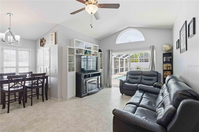 7633 CLOVELLY PARK PLACE, Apollo Beach, FL 33572