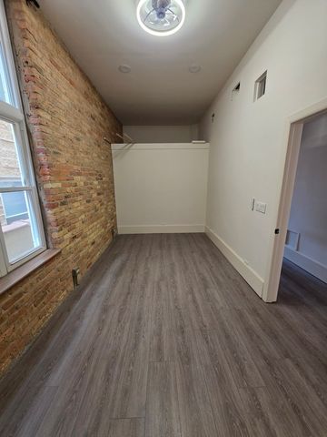 1547 N Milwaukee Avenue N 2N, Chicago, IL 60622