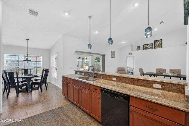 10 Princess Mari Place, Palm Coast, FL 32164