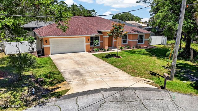 10 Princess Mari Place, Palm Coast, FL 32164