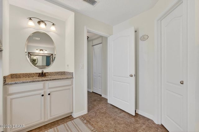 10 Princess Mari Place, Palm Coast, FL 32164