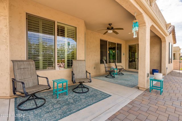 2235 E Thunderchief Drive, Green Valley, AZ 85614
