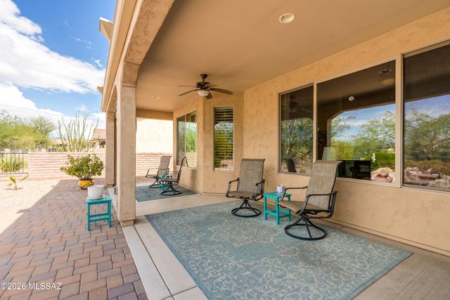 2235 E Thunderchief Drive, Green Valley, AZ 85614