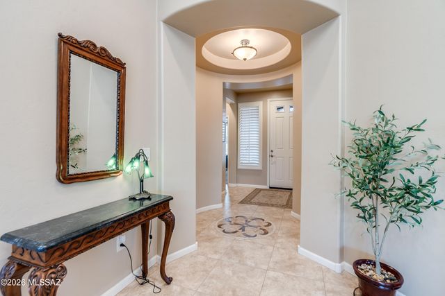 2235 E Thunderchief Drive, Green Valley, AZ 85614
