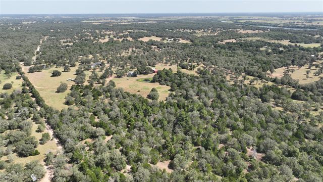 213 Joe Cole Lane, Smithville, TX 78957