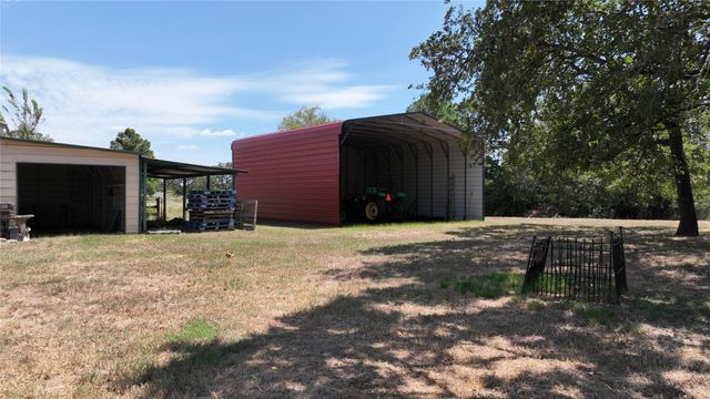 213 Joe Cole Lane, Smithville, TX 78957