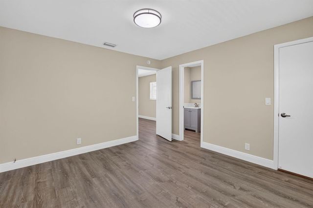 2081 SW 13th Terrace, Boynton Beach, FL 33426