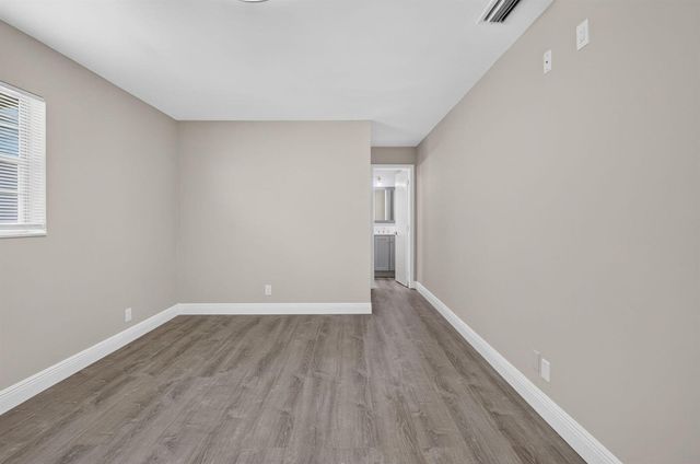 2081 SW 13th Terrace, Boynton Beach, FL 33426
