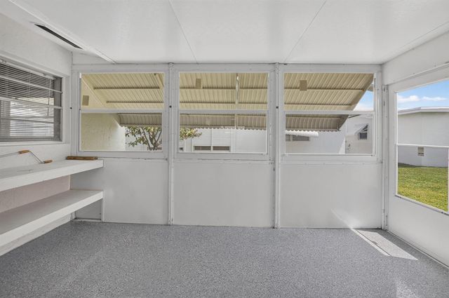 2081 SW 13th Terrace, Boynton Beach, FL 33426