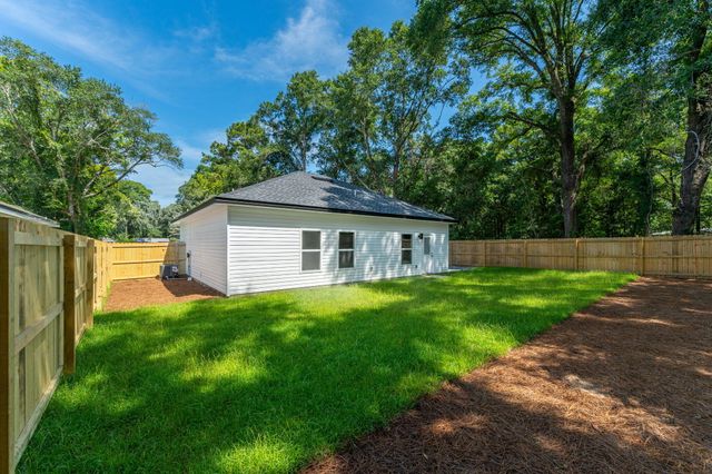 873 S Brett Street, Crestview, FL 32539