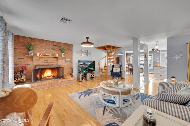 3235 Osborn Terrace, Toms River, NJ 08753