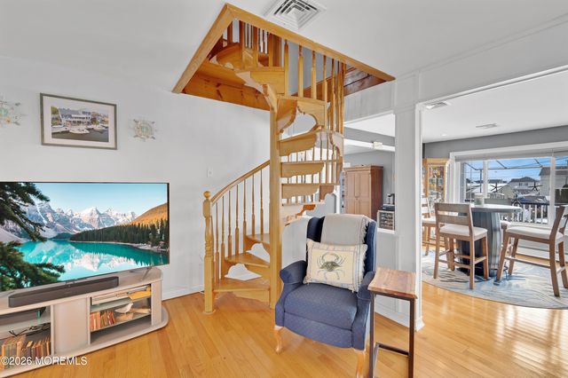 3235 Osborn Terrace, Toms River, NJ 08753