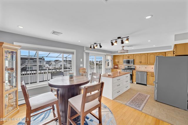 3235 Osborn Terrace, Toms River, NJ 08753