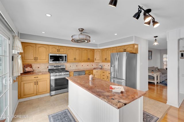 3235 Osborn Terrace, Toms River, NJ 08753