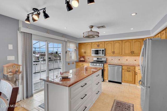 3235 Osborn Terrace, Toms River, NJ 08753