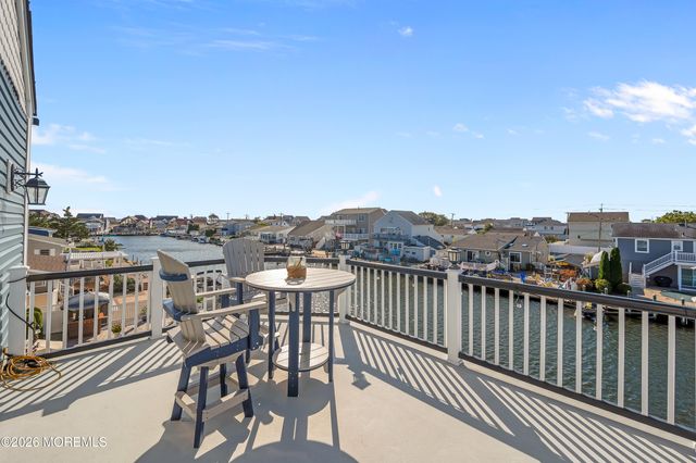 3235 Osborn Terrace, Toms River, NJ 08753